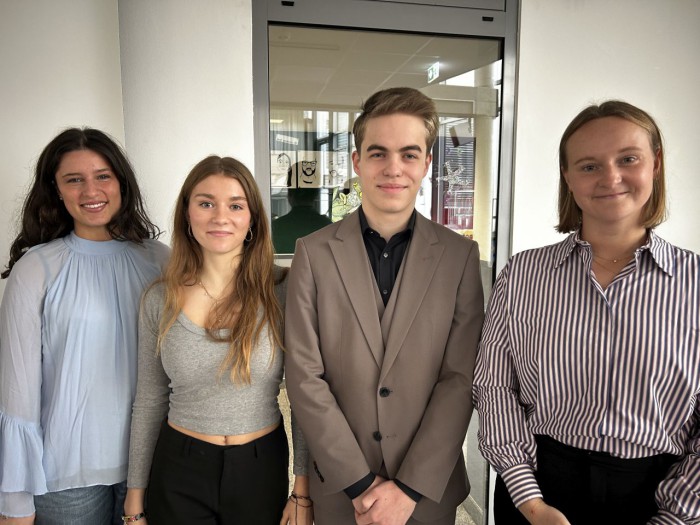 Die Moderatoren mit Frau Dr. Geugjes