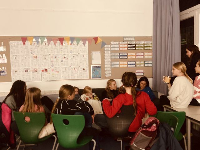 Viel Lesen und wenig Schlaf - „Eine Nacht voller Lesemagie am E.I.“