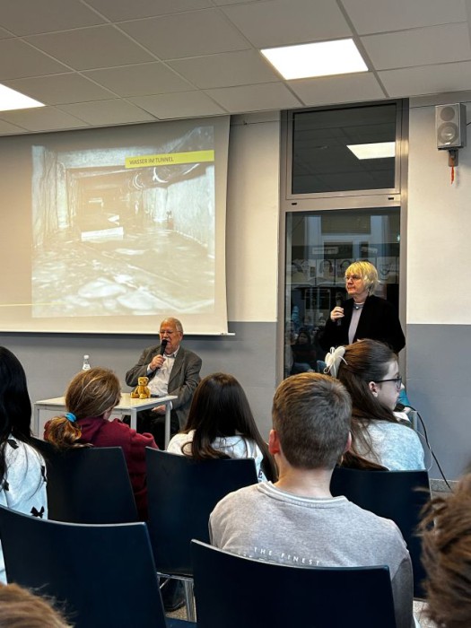 Der Teddy und der Tunnelbauer