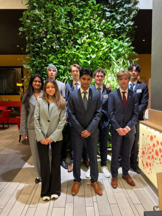 Our little MUN-Course 2025/26, under the guidance of Mrs. Kräutle-Brecht and Mr. Schwabenland