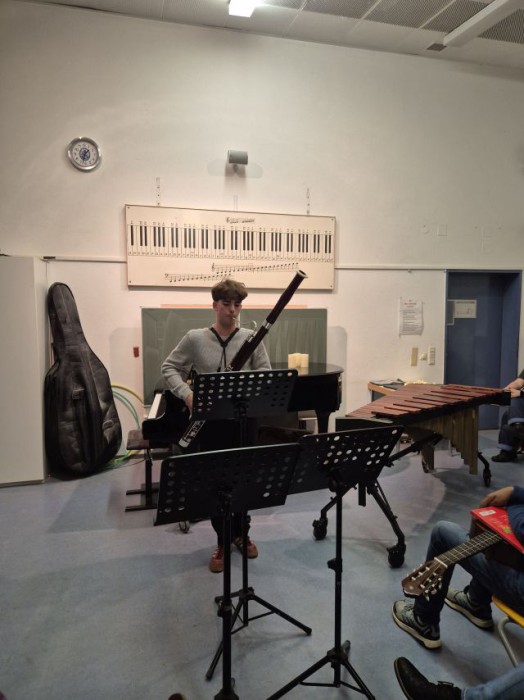 Notenblätter statt fallender Herbstblätter