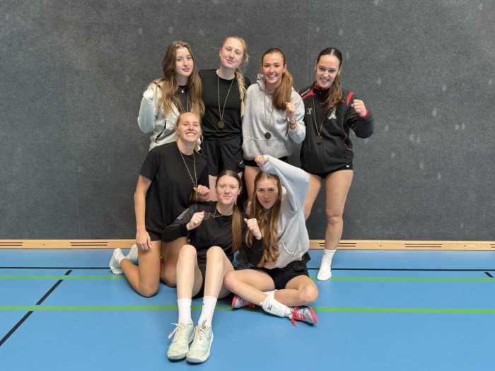 Drei Medaillen bei den Stadtschulmeisterschaften Volleyball